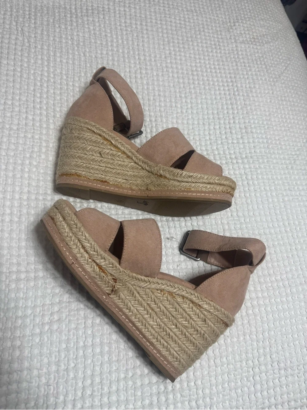 Universal Threads Espadrille Wedge Sandals